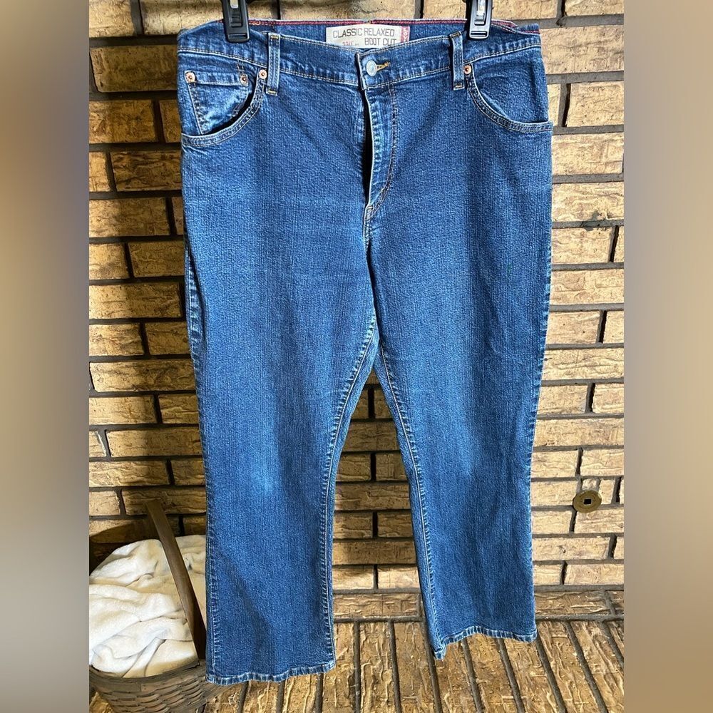 Levi’s‎